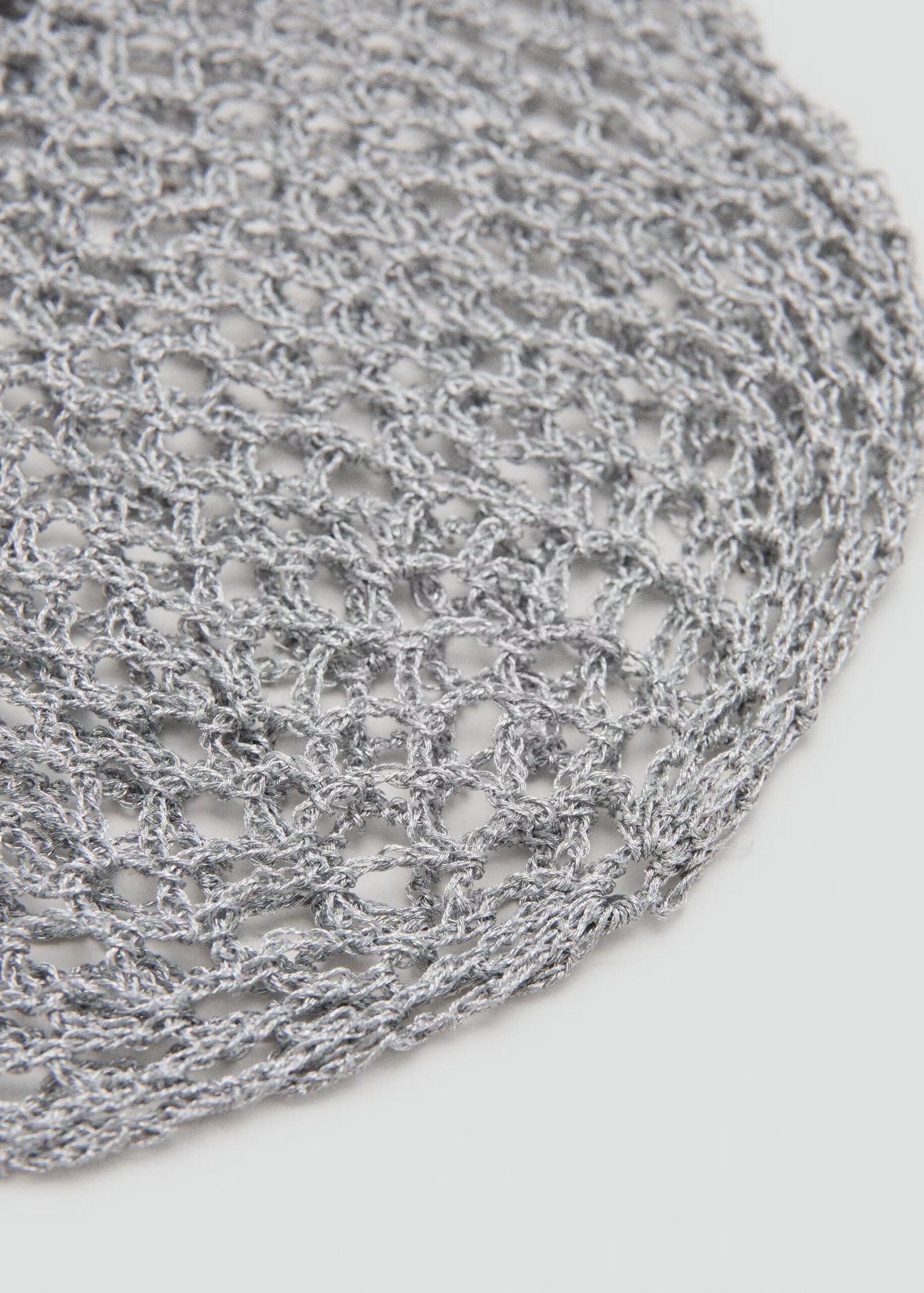Crochet hat with decorative buttons - Image 3