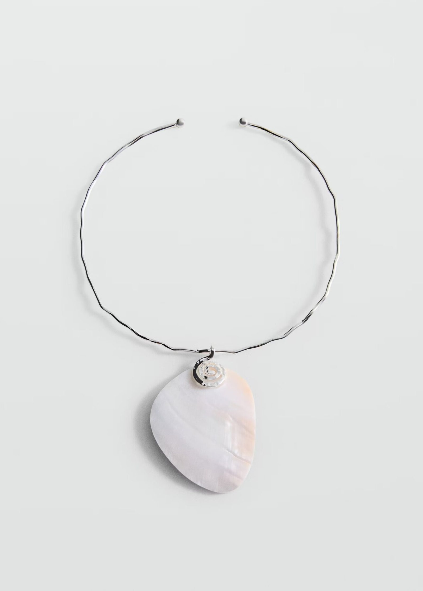 Rigid shell necklace - Image 2