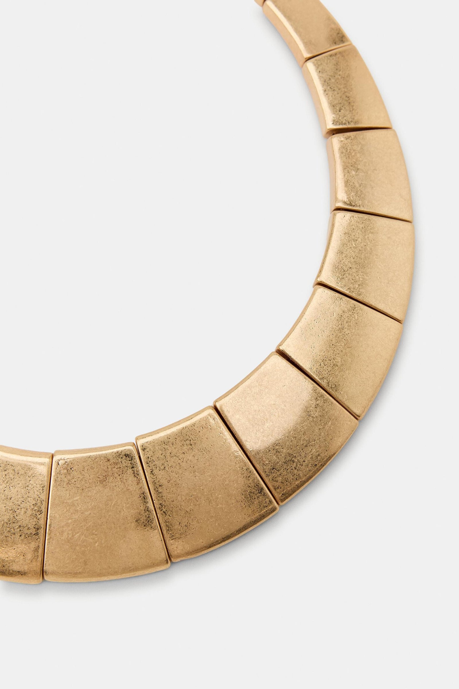 Geometric Metal Pieces Necklace - Image 3